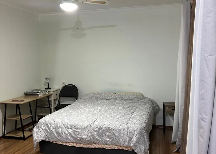 Guest Room In Kealba